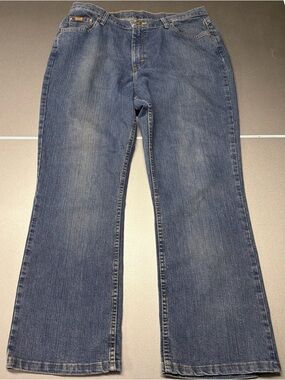 Lee Riders by Lee Women’s Bootcut Denim Blue Jeans Size 18 Petite 34x41